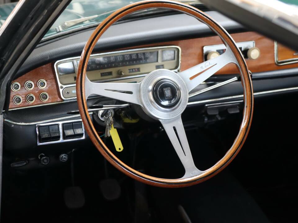Bild 44/50 von FIAT 1300 Vignale (1965)