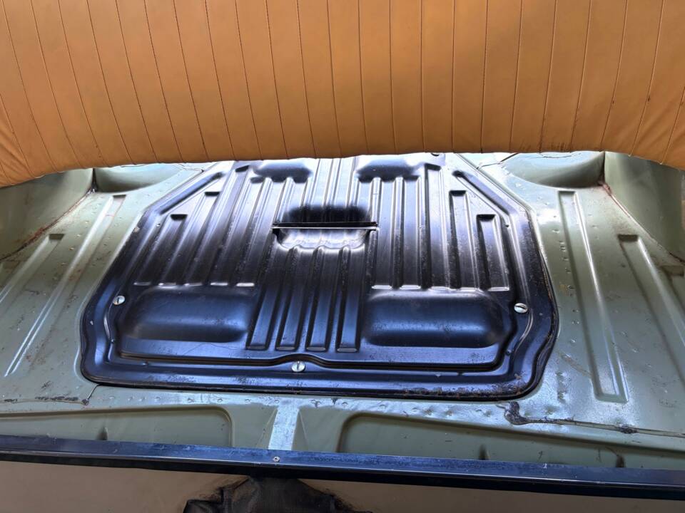 Image 9/13 of DAF Daffodil 31 (1964)