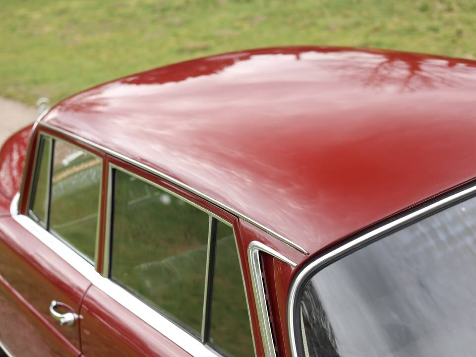 Image 39/50 of Mercedes-Benz 220 (1967)