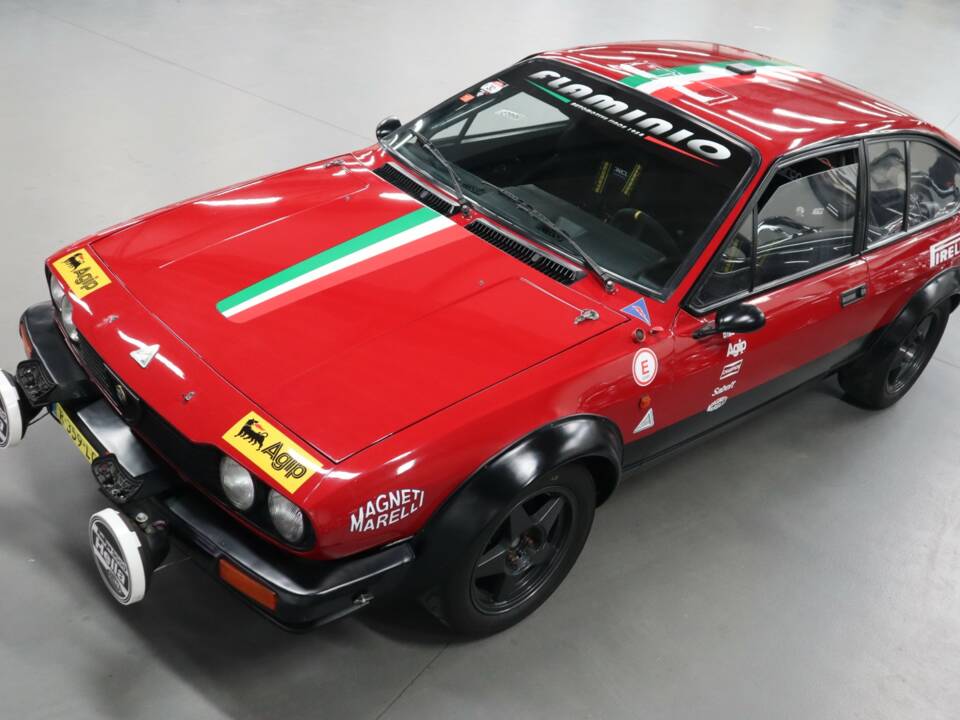 Bild 6/46 von Alfa Romeo GTV 2.0 (1982)