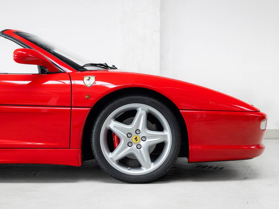 Image 40/50 of Ferrari F 355 Spider (1999)