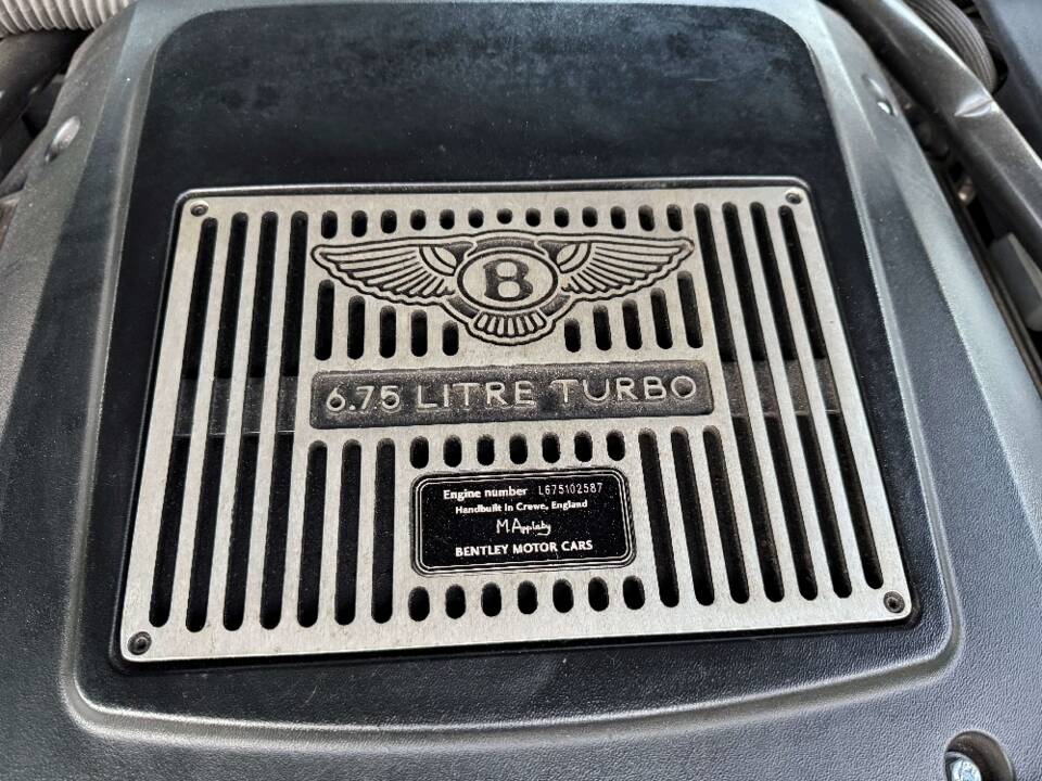 Image 25/25 of Bentley Arnage Red Label (2001)