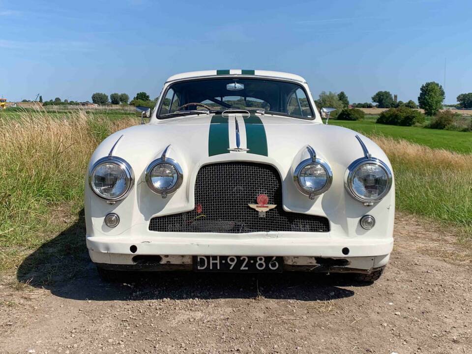 Imagen 3/8 de Aston Martin DB 2/4 Mk I (1955)