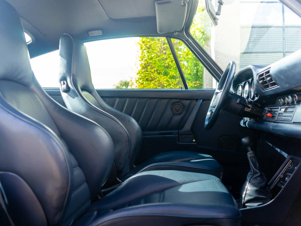 Imagen 22/33 de Porsche 911 Turbo 3.3 (1988)