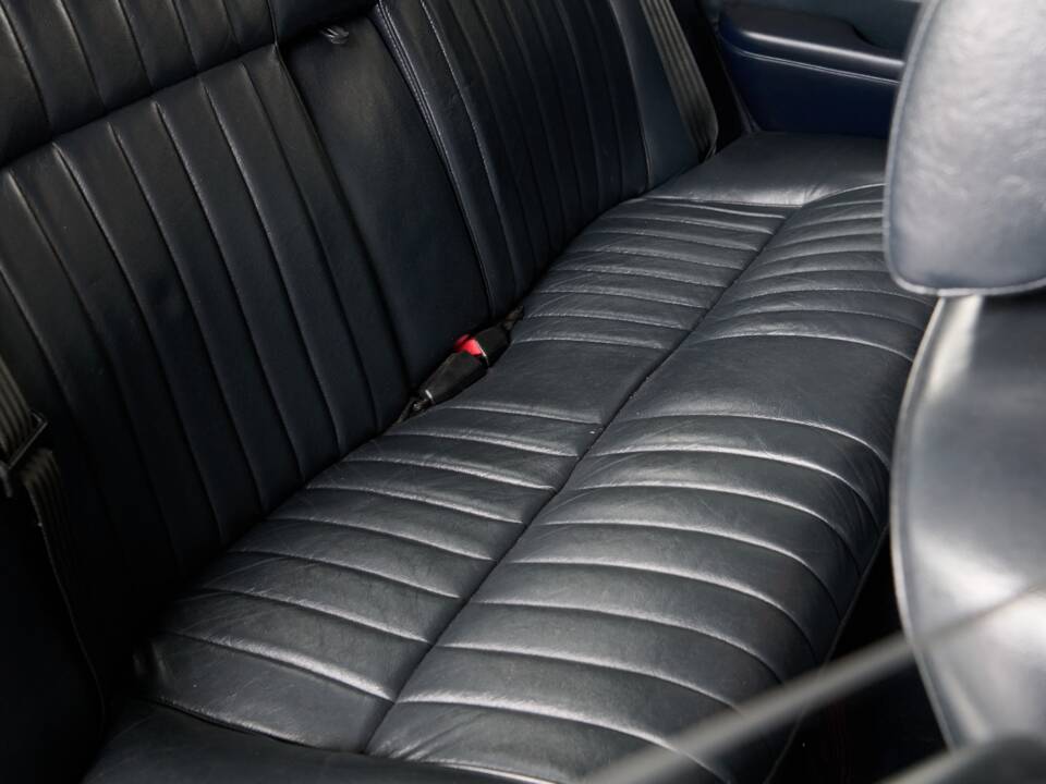 Bild 46/50 von Jaguar XJ 6 L 4.2 (1974)