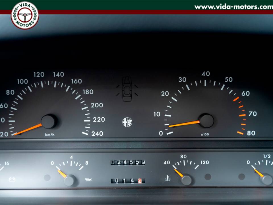 Bild 22/29 von Alfa Romeo 164 2.0 (1989)