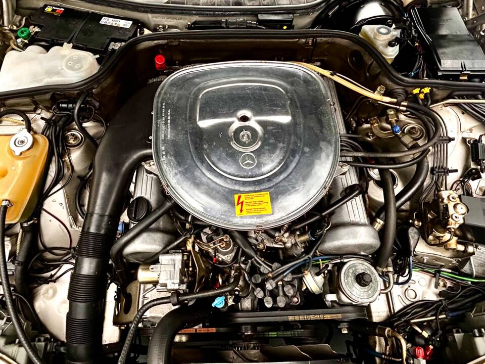 Bild 15/15 von Mercedes-Benz 500 SEC (1985)