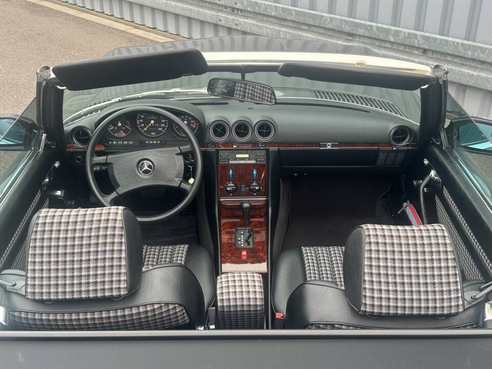 Image 6/10 of Mercedes-Benz 300 SL (1985)