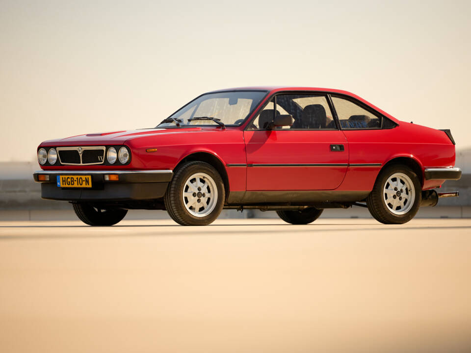 Bild 5/22 von Lancia Beta Coupe 2000 VX (1983)