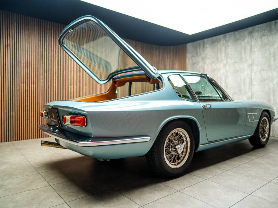 Image 74/97 of Maserati Mistral 3700 (1965)