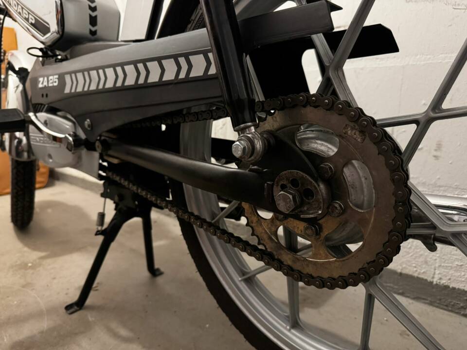 Image 5/9 of Zündapp DUMMY (1982)