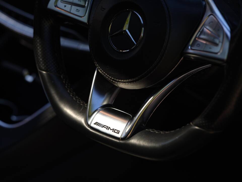Bild 7/50 von Mercedes-Benz S 63 AMG (2015)