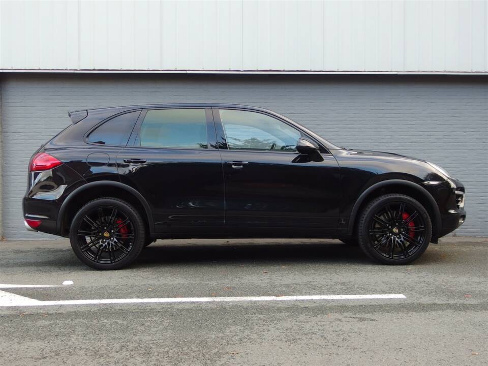 Imagen 4/97 de Porsche Cayenne Turbo (2011)