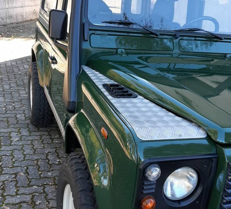 Image 21/34 of Land Rover Defender 90 Td5 (2000)