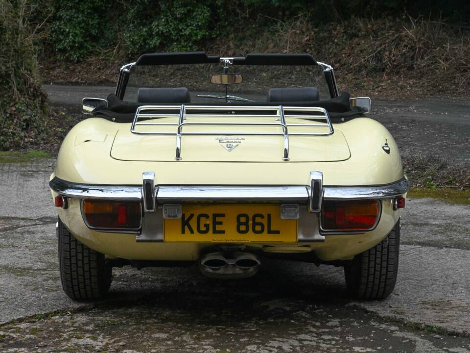 Bild 21/50 von Jaguar E-Type V12 (1973)