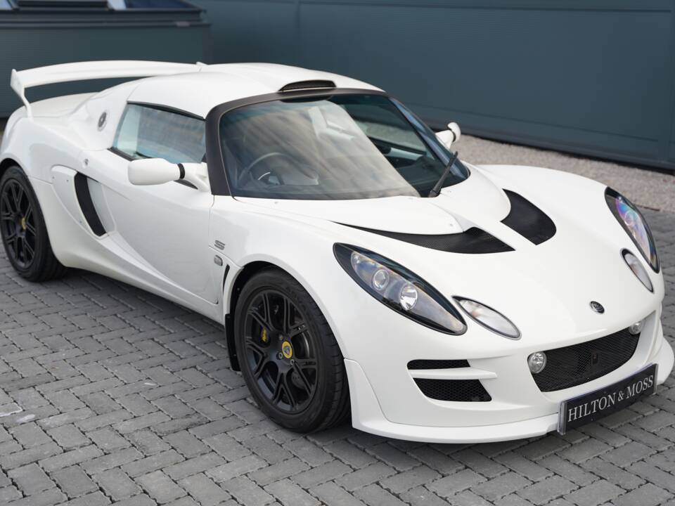 Image 22/50 of Lotus Exige S 240 (2010)