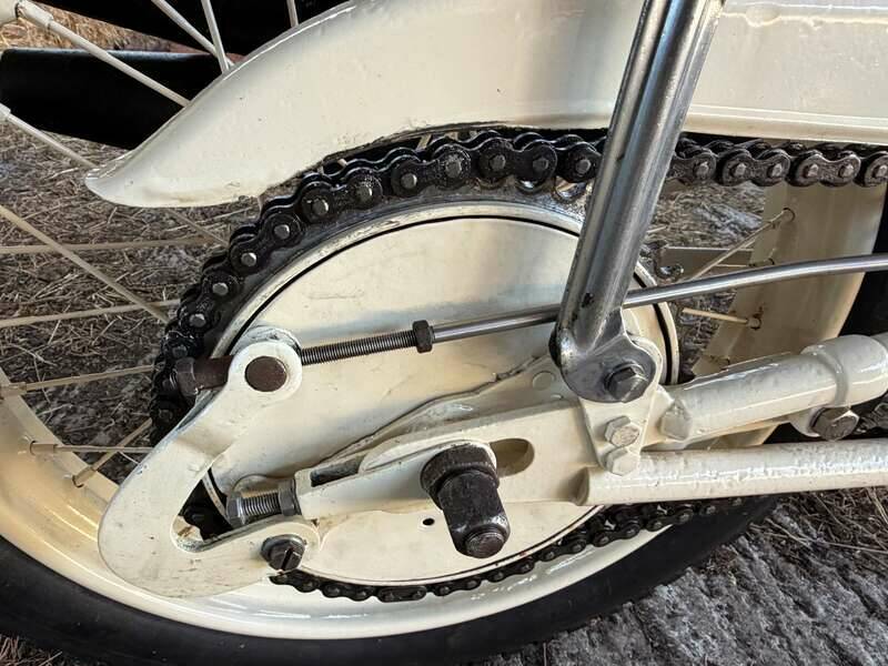 Image 33/40 of Moto Guzzi Alce (1945)