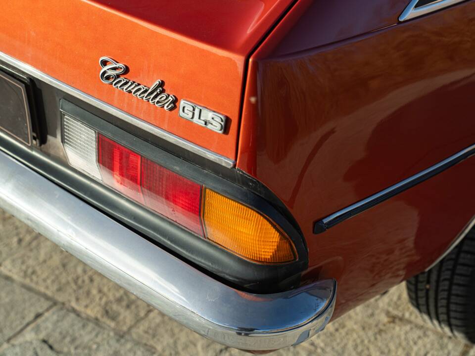 Image 12/50 of Vauxhall Cavalier 1.6 (1979)