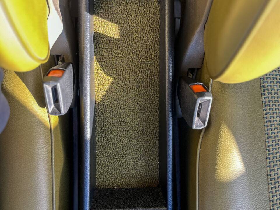 Image 129/139 of Mercedes-Benz 240 D (1978)