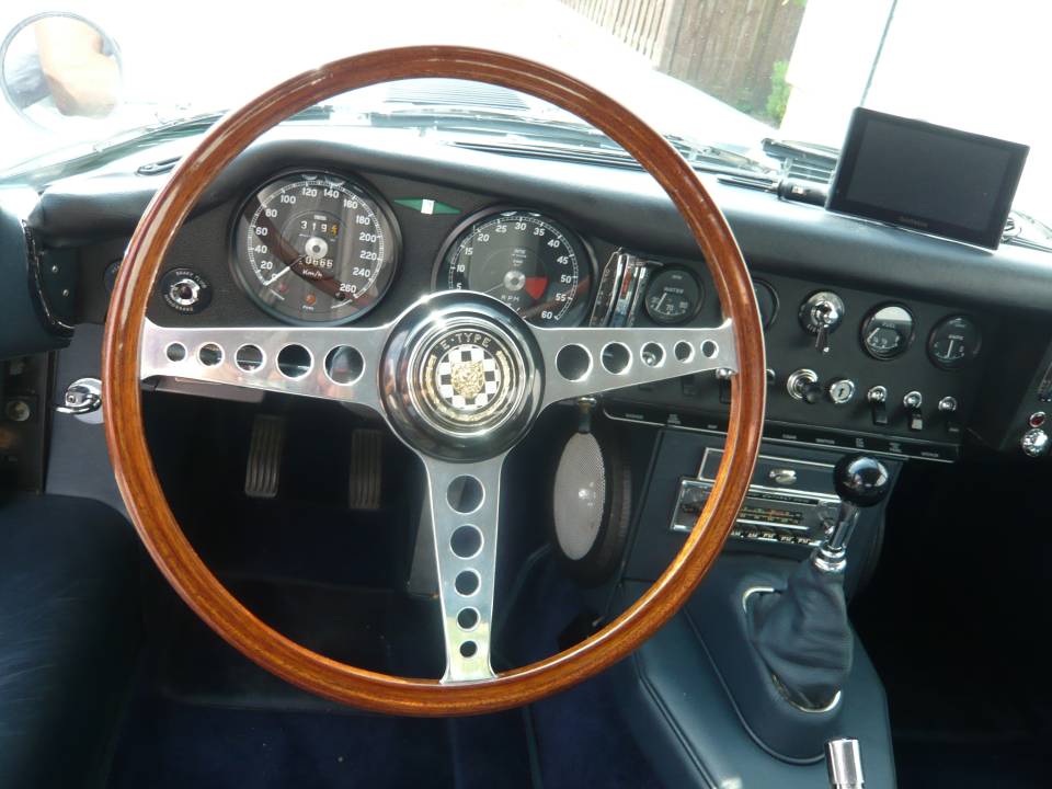 Afbeelding 5/12 van Jaguar E-Type 4.2 (1966)