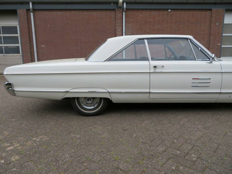 Immagine 5/26 di Plymouth Sport Fury (1966)