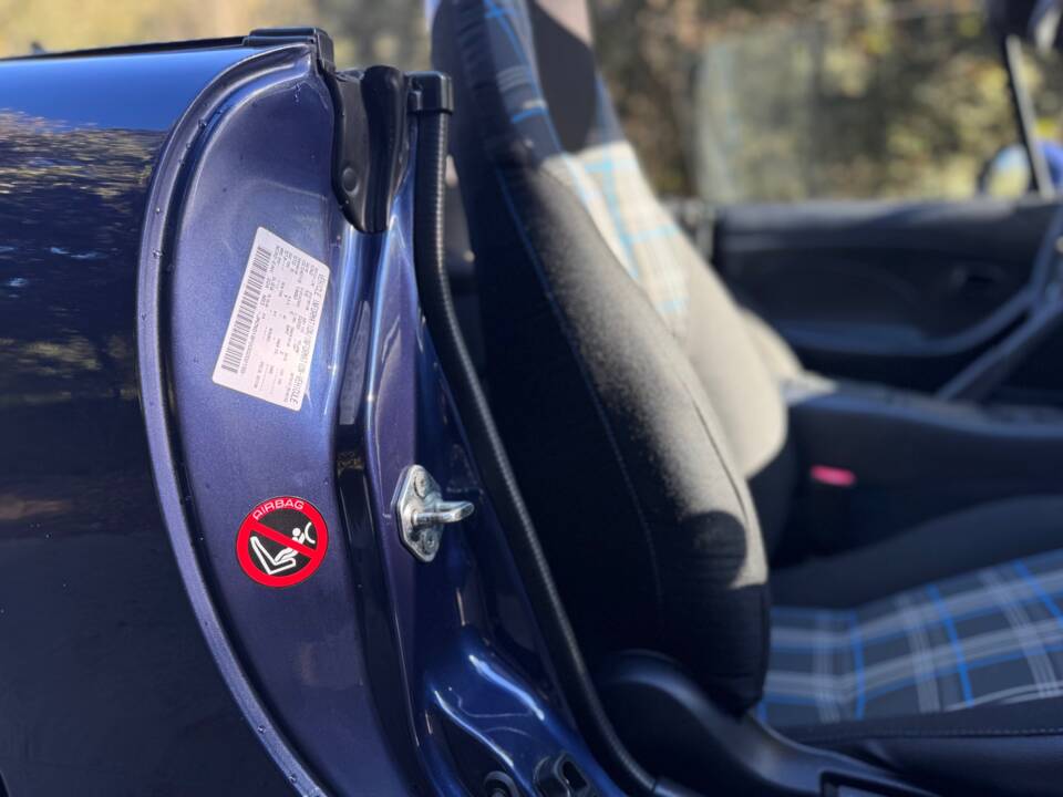 Imagen 24/43 de Mazda MX-5 1.8 (2001)