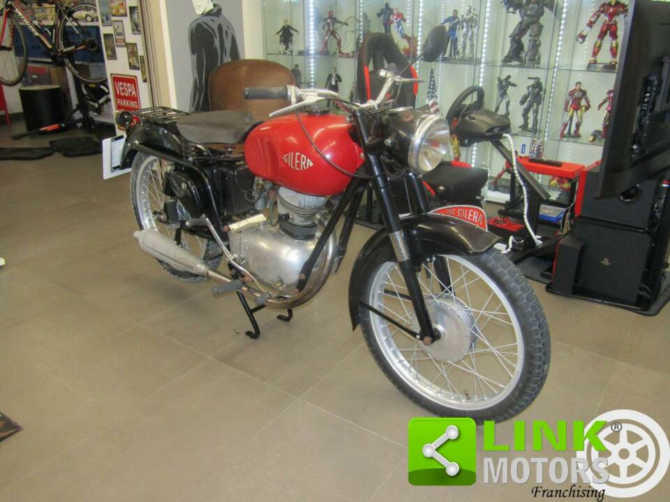 Image 1/10 of Gilera DUMMY (1954)