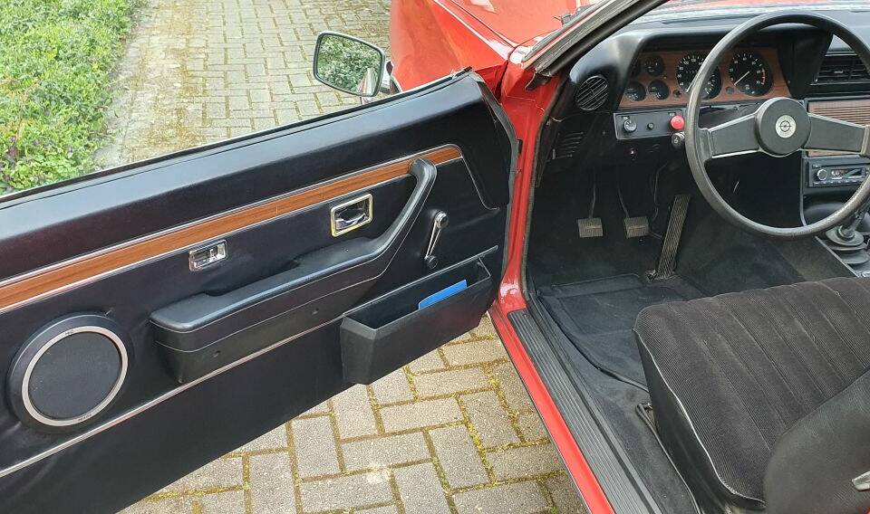 Bild 3/5 von Opel Commodore 2,8 GS/E (1974)