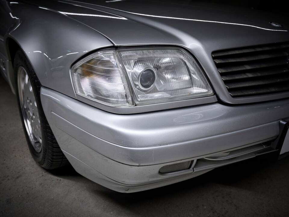 Immagine 39/95 di Mercedes-Benz SL 600 (1998)