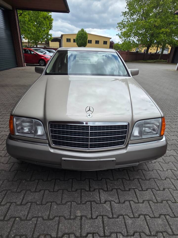 Image 1/103 de Mercedes-Benz 300 SE (1991)
