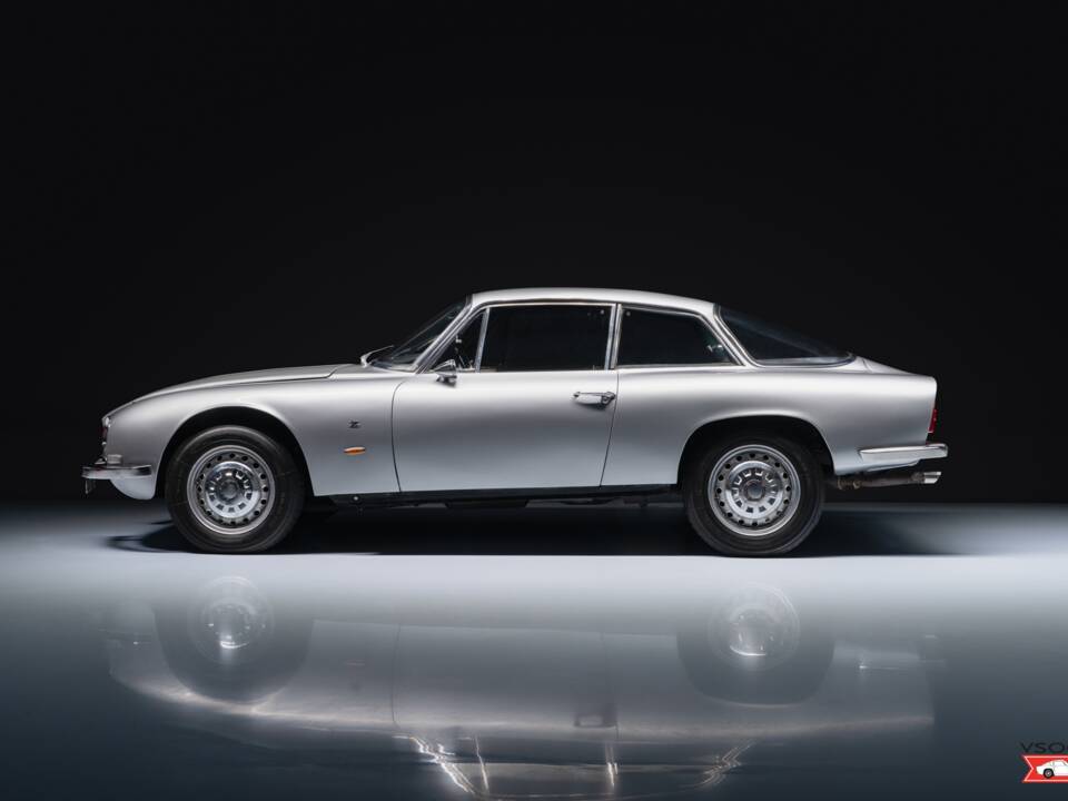 Image 2/6 de Alfa Romeo 2600 Sprint Zagato (1968)