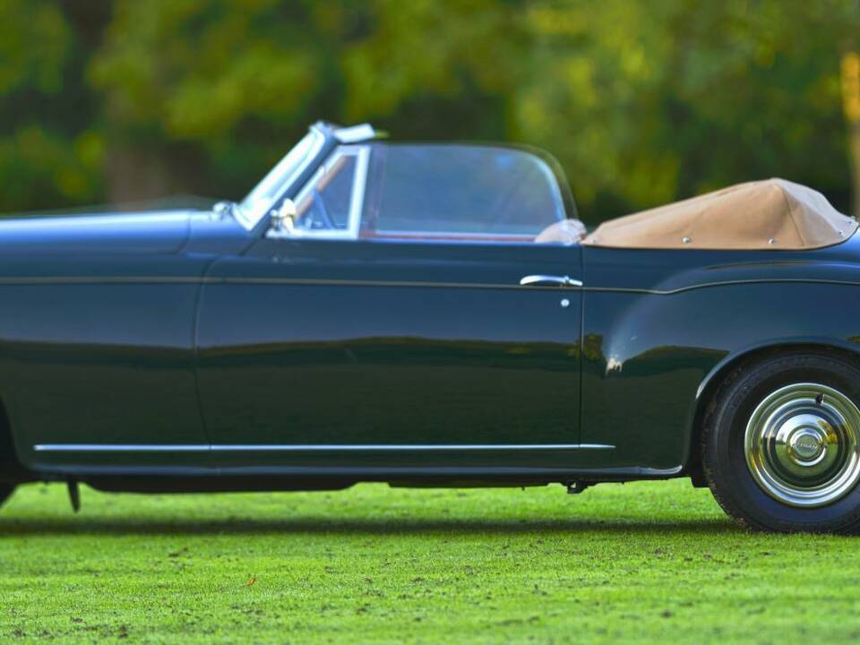 Afbeelding 9/50 van Bentley S 1 Continental DHC (1957)