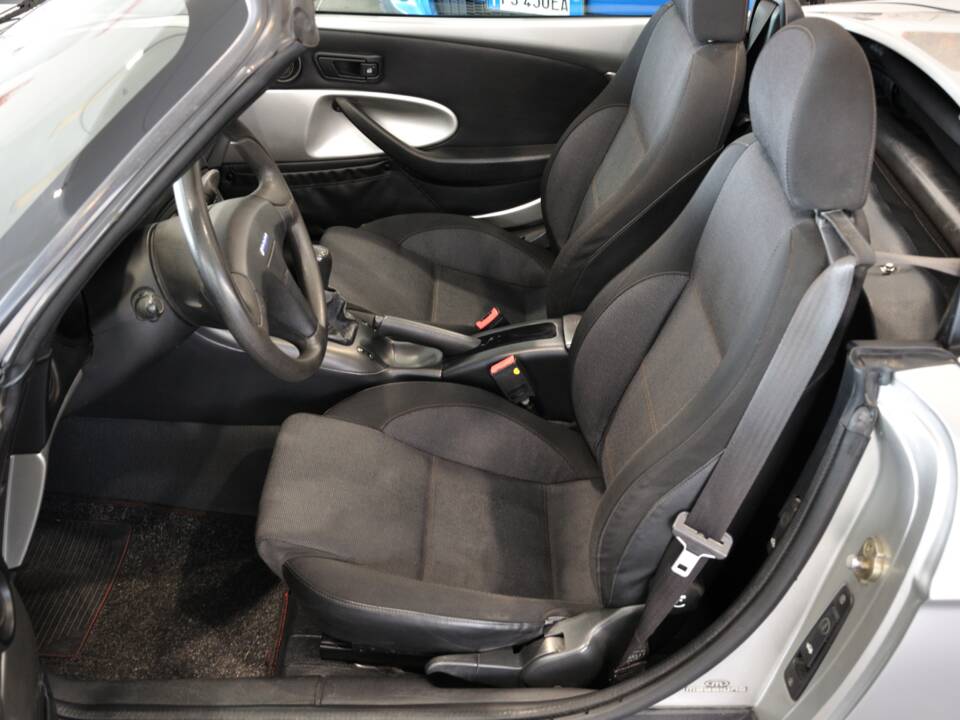 Bild 19/37 von FIAT Barchetta 1.8 16V (1998)