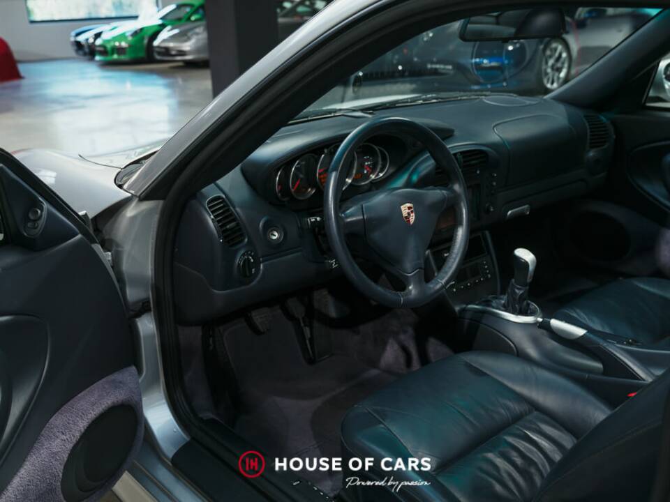 Bild 14/22 von Porsche 911 Carrera 4S (2002)