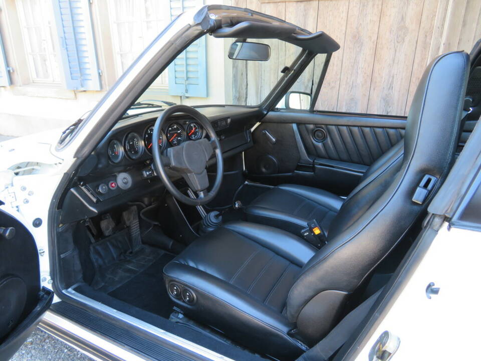 Image 5/20 of Porsche 911 2.7 (1977)