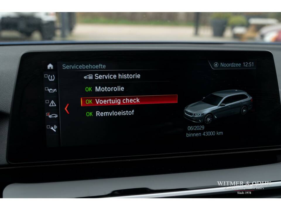 Image 27/50 of ALPINA B5 Touring Biturbo AWD (2017)