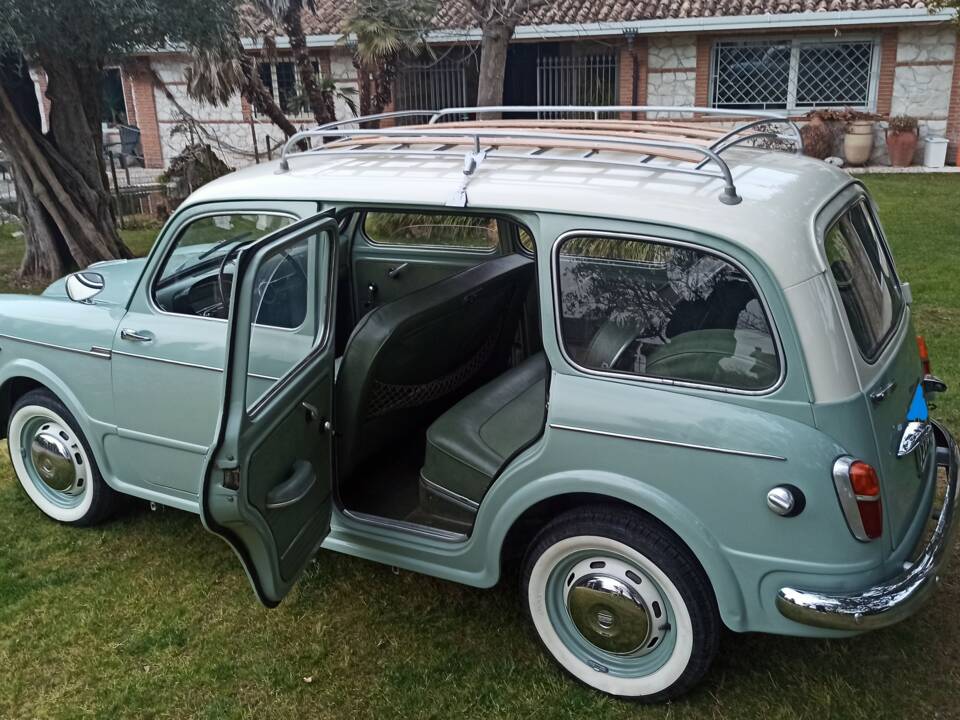 Image 11/17 of FIAT 1100-103 Familiare (1957)
