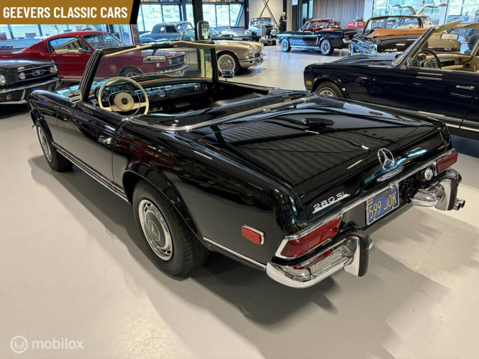 Image 8/19 de Mercedes-Benz 280 SL (1968)
