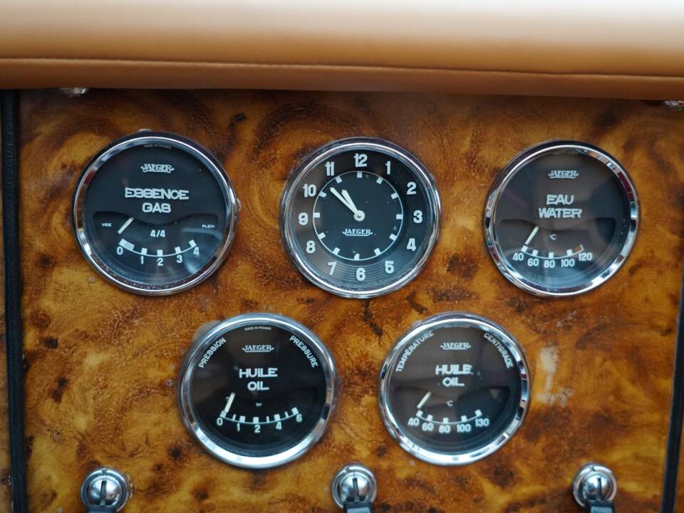 Image 15/17 of Facel Vega Facel III (1964)