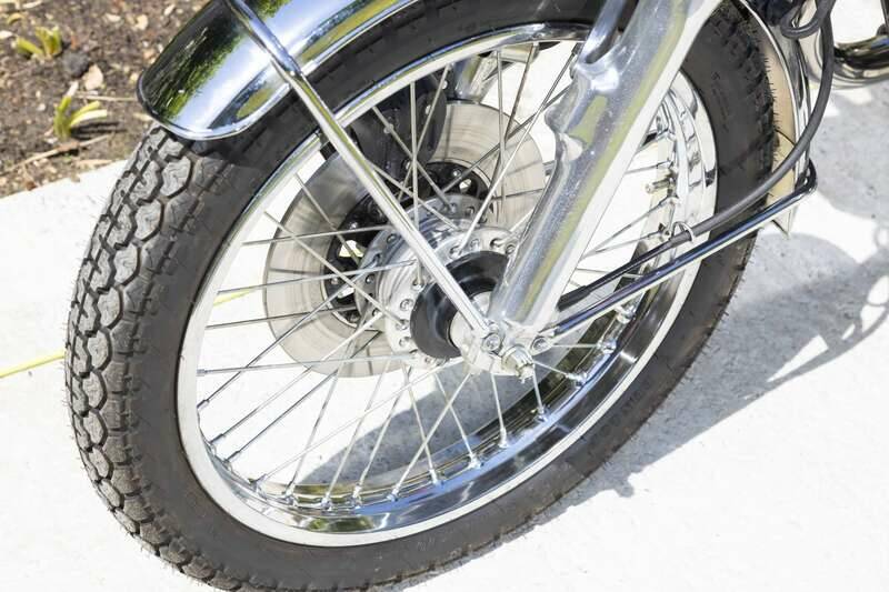Immagine 30/33 di Suzuki GT 500 (1977)