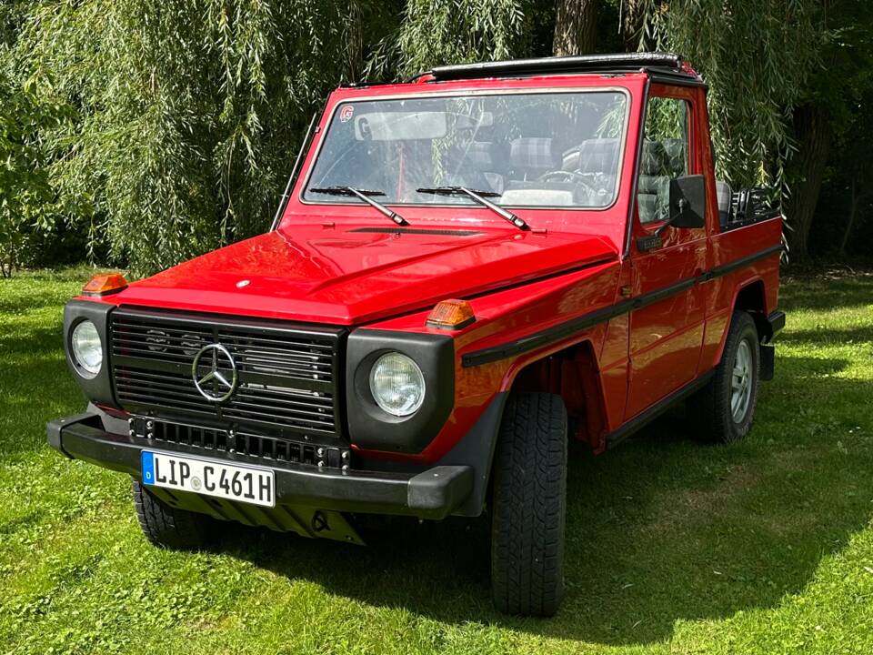 Image 2/25 de Mercedes-Benz 300 GD (SWB) (1987)