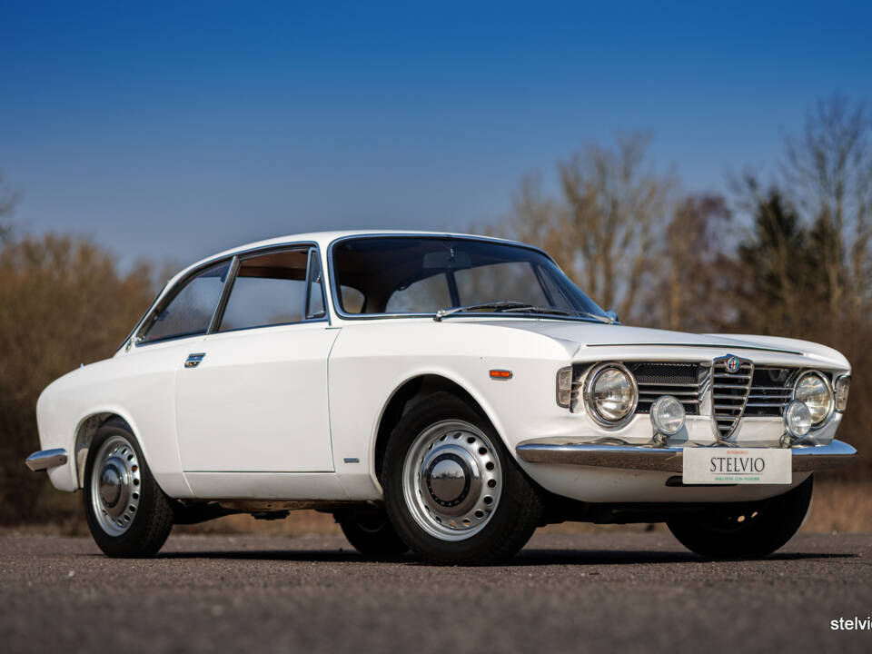 Bild 7/42 von Alfa Romeo Giulia 1600 Sprint GT Veloce (1967)