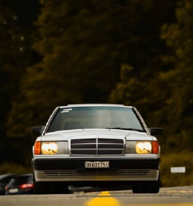 Afbeelding 7/8 van Mercedes-Benz 190 E 2.6 (1990)