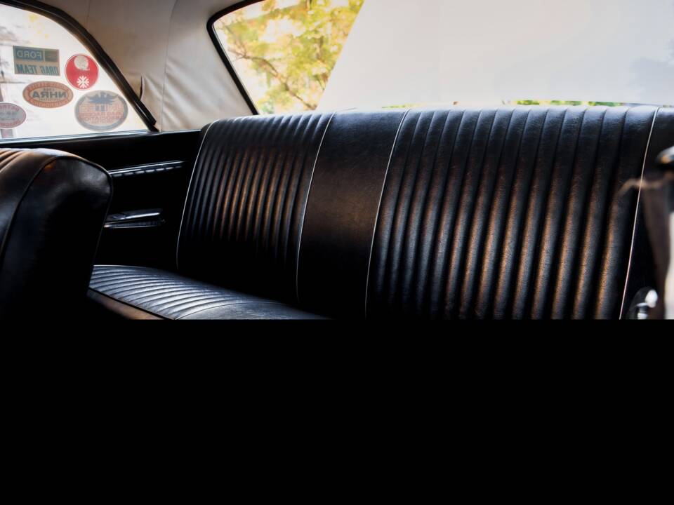 Bild 46/89 von Ford Fairlane 500 (1963)