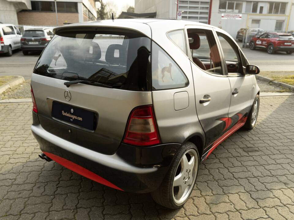 Obraz 8/42 pojazdu Mercedes-Benz A 160 "F1 Häkkinen Edition" (1999)