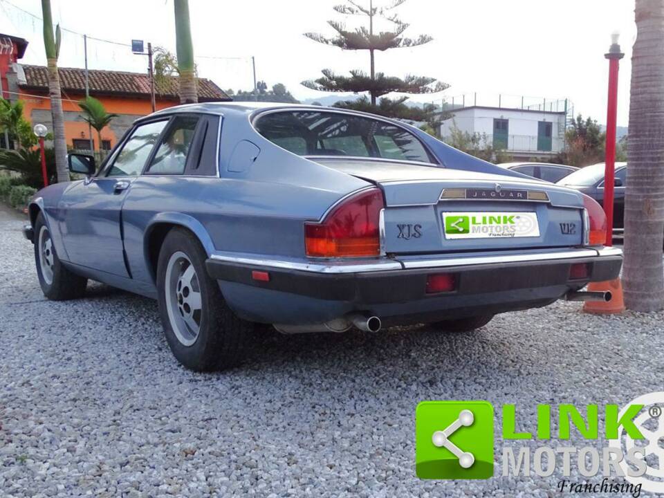 Image 3/10 de Jaguar XJ-S V12 (1987)