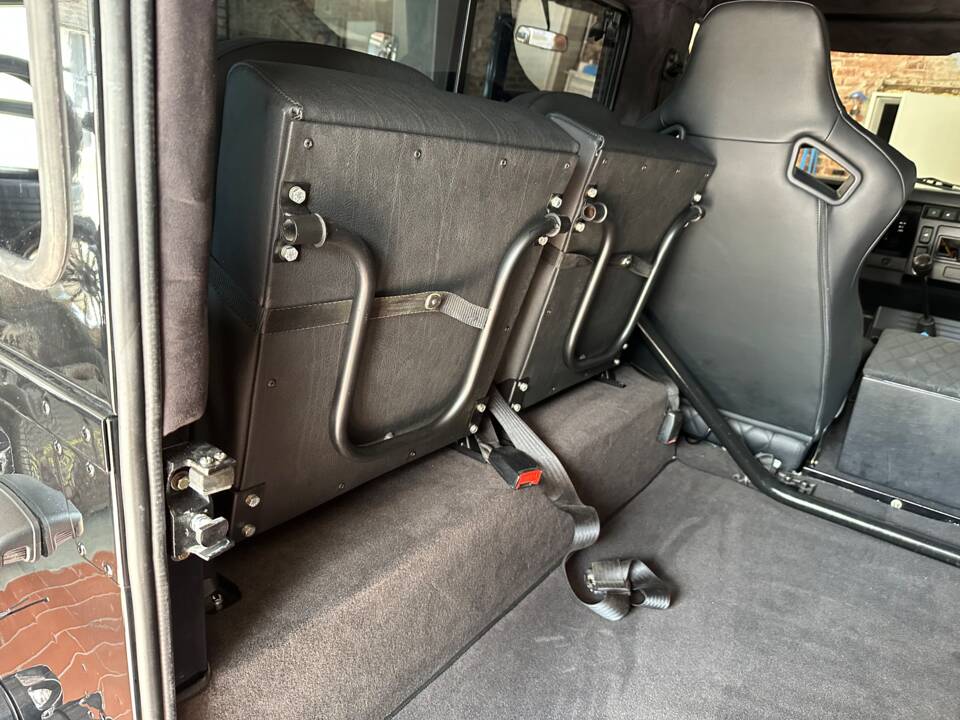 Image 5/30 of Land Rover Defender 90 "Limited" (2005)