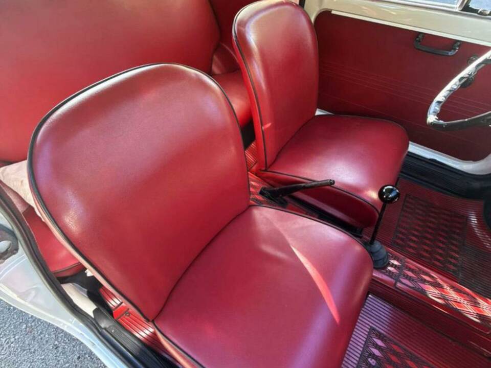 Image 23/32 of FIAT 500 R (1974)