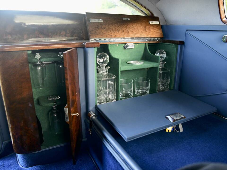 Bild 31/50 von Bentley Speed Six “Blue Train” (1953)