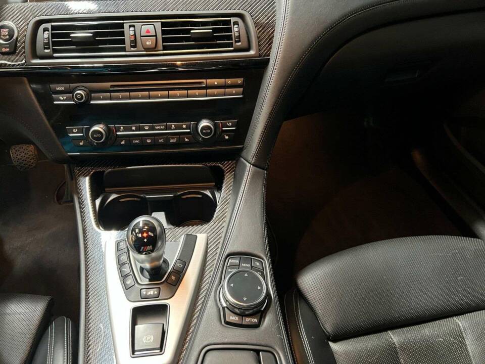 Afbeelding 11/18 van BMW M6 (2014)